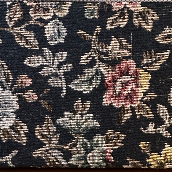 🌟HP🌟VTG 1950s Black Floral Tapestry Carpet Bag Top Handle Handbag by Dover USA - Picture 10 of 16
